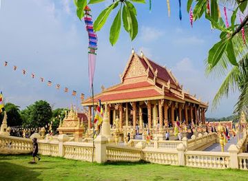 vietnam/southeast/landmark/vietnam-ethnic-village-of-culture-tourism