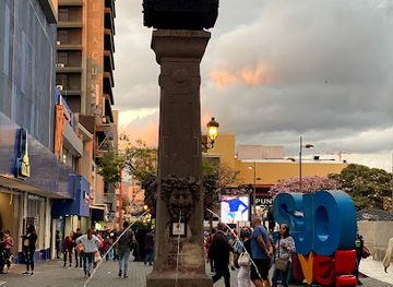 costa-rica/san-jose/downtown-san-jose/landmark/el-reloj-de-la-fuente-de-la-avenida-central