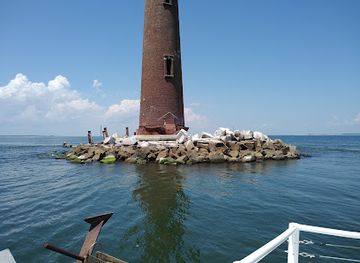 alabama/mobile-bay/landmark/sand-island-lighthouse