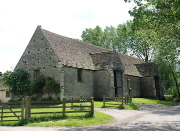 united-kingdom/gloucestershire/landmark/national-trust-ashleworth-tithe-barn