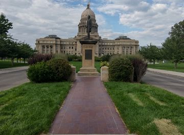 idaho/boise/north-end/landmark/abraham-lincoln-statue