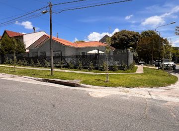 argentina/mar-del-plata/los-troncos/landmark/los-troncos-quiet-house