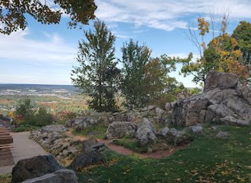 wisconsin/blue-hills/landmark/granite-peak-ski-area