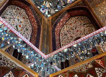 azerbaijan/shaki/landmark/winter-palace-house-of-sheki-khan-s