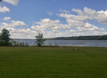 canada/prairies/landmark/pasqua-lake