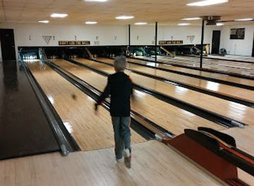 connecticut/danbury/landmark/danbury-duckpin-lanes