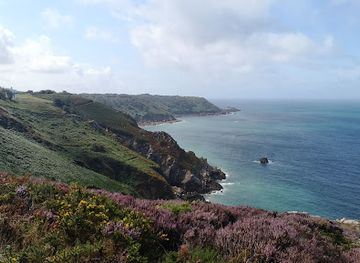 jersey/saint-john/landmark/bonne-nuit-beach-cafe