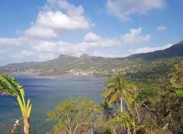 mayotte/mtsamboro/landmark/town-hall-square