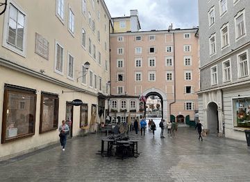 austria/salzburg/maxglan/landmark/mozart-s-birthplace