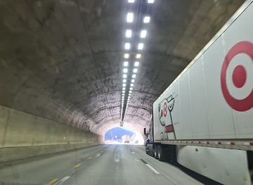 colorado/central-colorado/landmark/veterans-memorial-tunnels