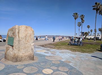 california/san-diego-beaches/landmark/ocean-beach-veteran-s-plaza