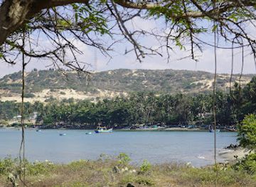 vietnam/phan-thiet/landmark/hon-rom