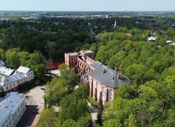 estonia/tartu/landmark/ruins-of-tartu-cathedral