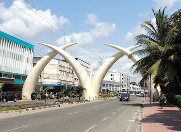kenya/mombasa/landmark/uhuru-garden