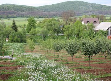 croatia/lika/landmark/opg-ivan-vlainic