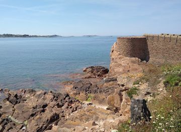 guernsey/herm/landmark/crabby-jack-s