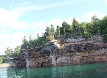 michigan/pictured-rocks-national-lakeshore/landmark/munising-ranger-district-office