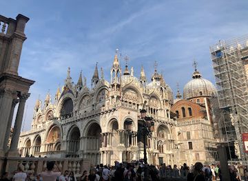 italy/venice/san-marco/landmark/carmagnola-head