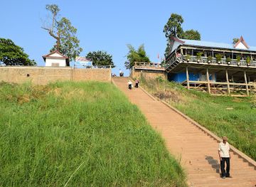 cambodia/kratie/landmark/kratie-ferry-boat-port