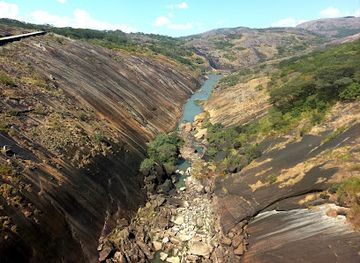 zimbabwe/masvingo/landmark/lake-mutirikwi-recreational-park