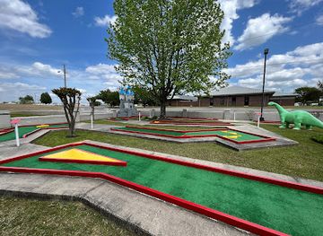 alabama/decatur/landmark/funland-mini-golf