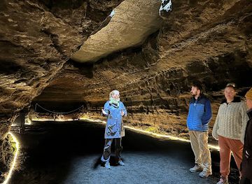 iceland/skaftafell/landmark/caves-of-hella