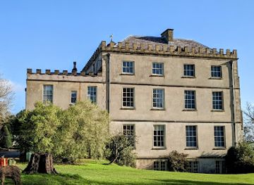 united-kingdom/gloucestershire/attraction/national-trust-newark-park-2