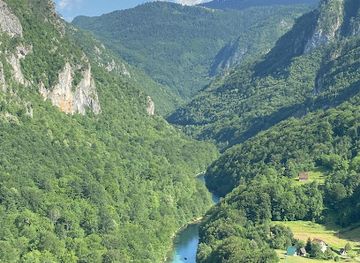 montenegro/tara-river-valley/landmark/tara-canyon