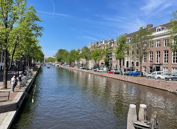 netherlands/amsterdam/landmark/national-holocaust-names-monument