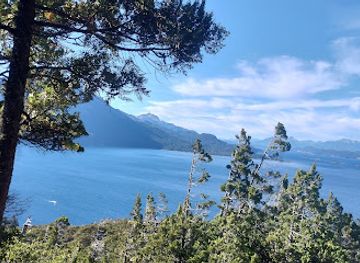 argentina/san-carlos-de-bariloche/villa-tacul/landmark/inicio-de-sendero-a-llao-llao-y-villa-tacul