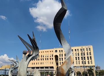 mexico/guadalajara/zona-minerva/landmark/plaza-tapatia