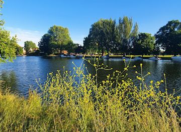 united-kingdom/middlesex/landmark/teddington-riverside