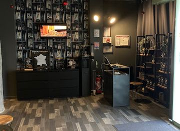 france/tours/landmark/escape-yourself