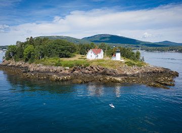 maine/camden/landmark/curtis-island-lighthouse