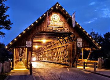 michigan/frankenmuth/landmark/bavarian-inn-holz-brucke-covered-bridge