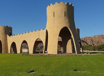 united-arab-emirates/hatta/landmark/hatta-fort-roundabout