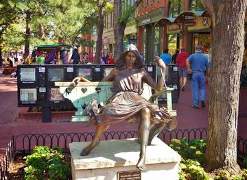 colorado/boulder/landmark/re-max-alliance-boulder