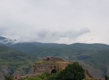 armenia/vayk/landmark/smbataberd