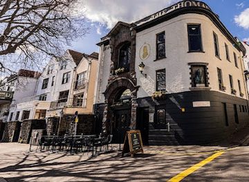 guernsey/torteval/landmark/thomas-de-la-rue