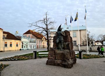 estonia/saaremaa/landmark/vabadussojas-langenud-saarlaste-malestusmark