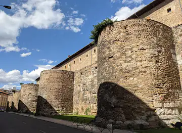 Muralla medieval de León