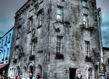 ireland/galway/landmark/lynch-s-castle