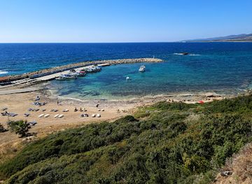 cyprus/latchi-beach/landmark/archaeological-site-of-agios-georgios-at-pegeia
