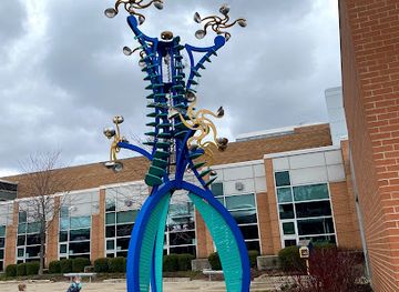 illinois/rockford/landmark/riverfront-museum-park