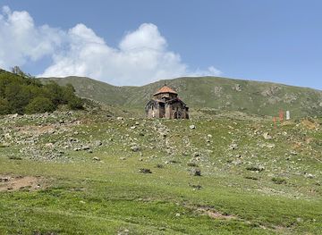 armenia/aparan/landmark/tukh-manuk-church