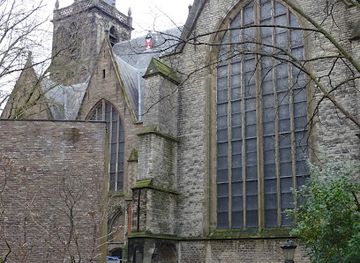 netherlands/betuwe/landmark/statue-de-gebroeders-crabeth