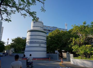 maldives/male/villingili/landmark/ibrahim-rasgefaanuge-ziyaaraiy-shrine