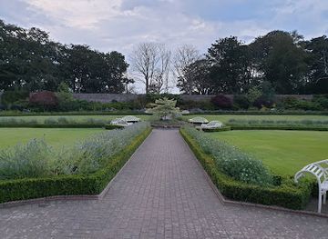 united-kingdom/aberdeen/old-aberdeen/attraction/the-walled-garden