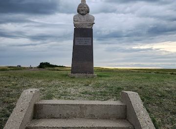 south-dakota/missouri-river-valley/landmark/sitting-bull-monument