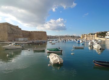 malta/harbour-area/landmark/malta-at-war-museum